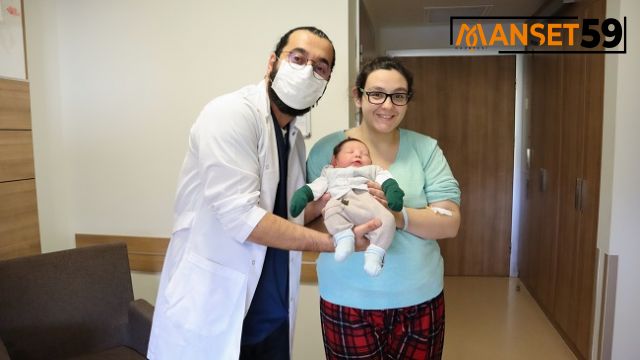 2023 Yılının ilk bebeği Deniz Aren ,Özel Çorlu Vatan Hastanesinde Dünyaya geldi.